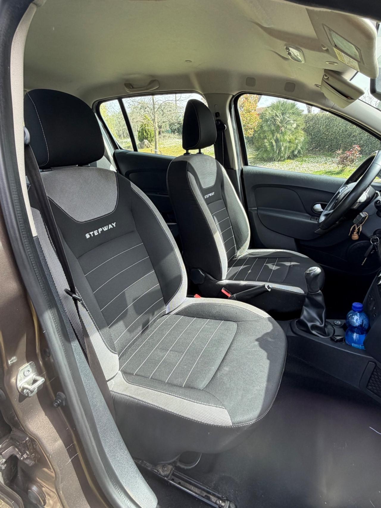 Dacia Sandero Stepway 1.0 TCe 100CV ECO-G 15th Anniversary