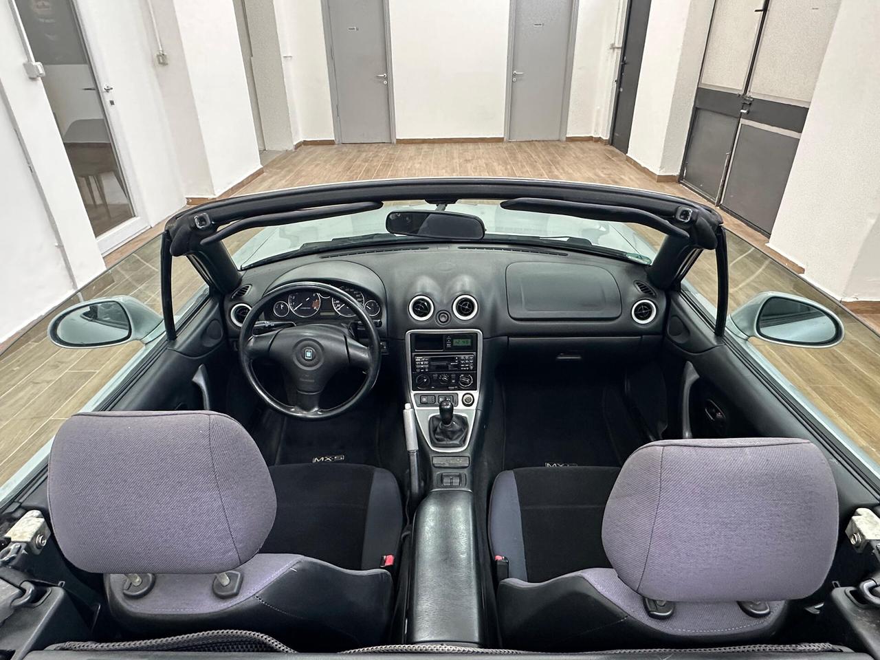 Mazda MX-5 1.6i 16V cat