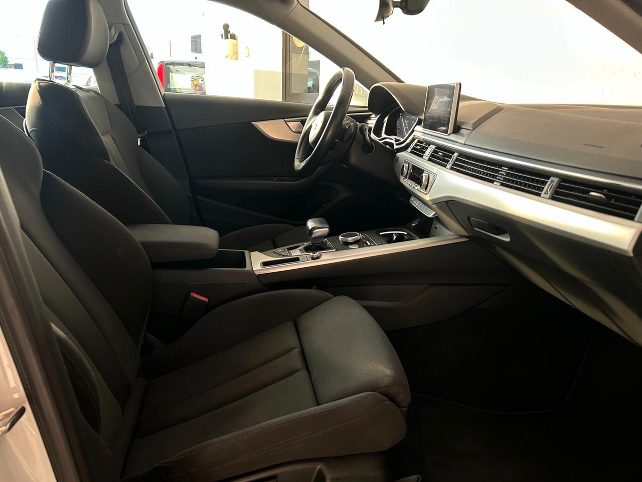 Audi A4 Avant 2.0 TDI 150 CV S tronic Sport