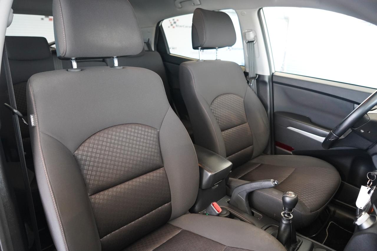 Ssangyong Korando 2.2 Diesel 2WD MT Plus