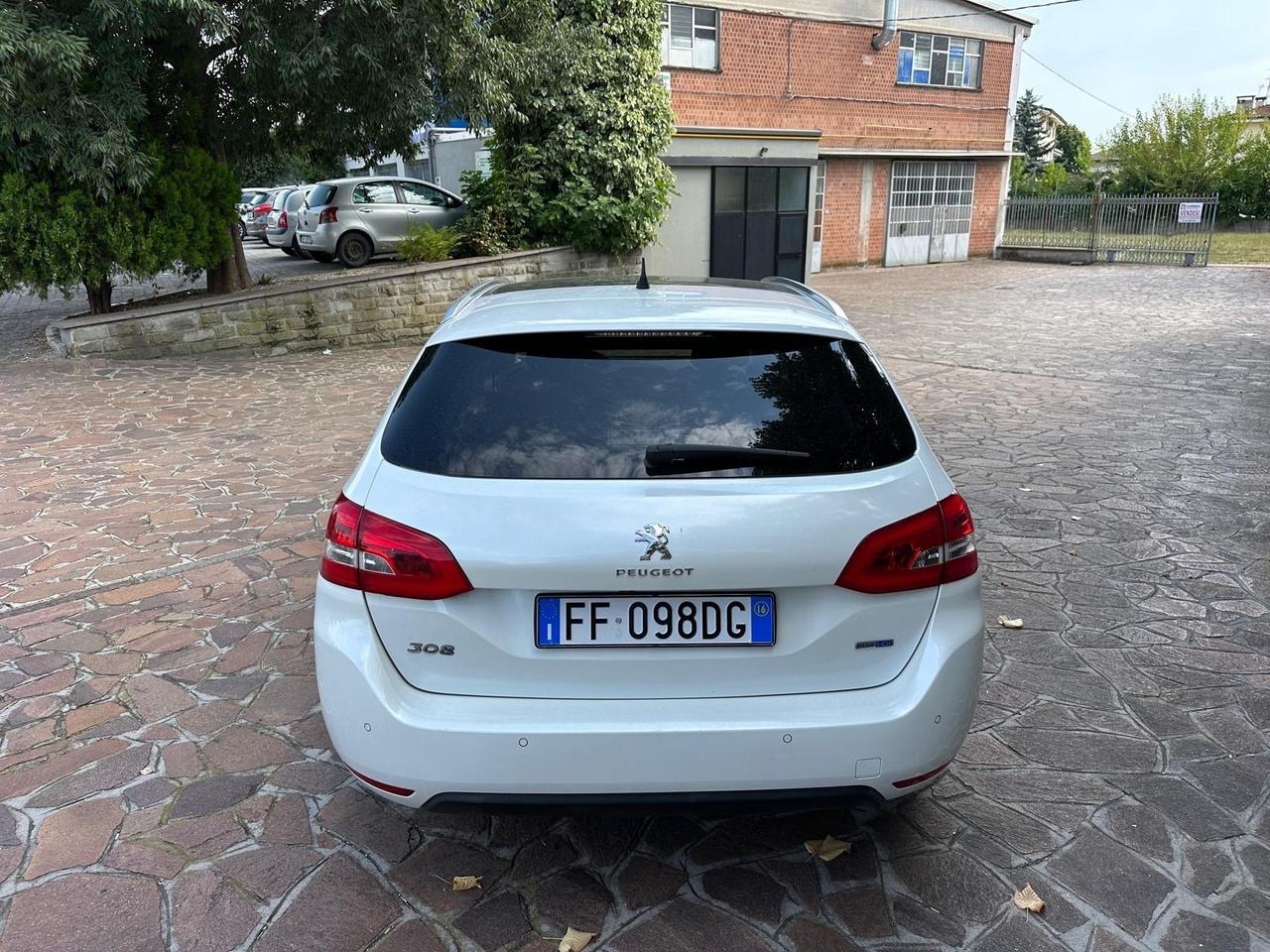 Peugeot 308 BlueHDi 120 S&S 6 SW GT Line