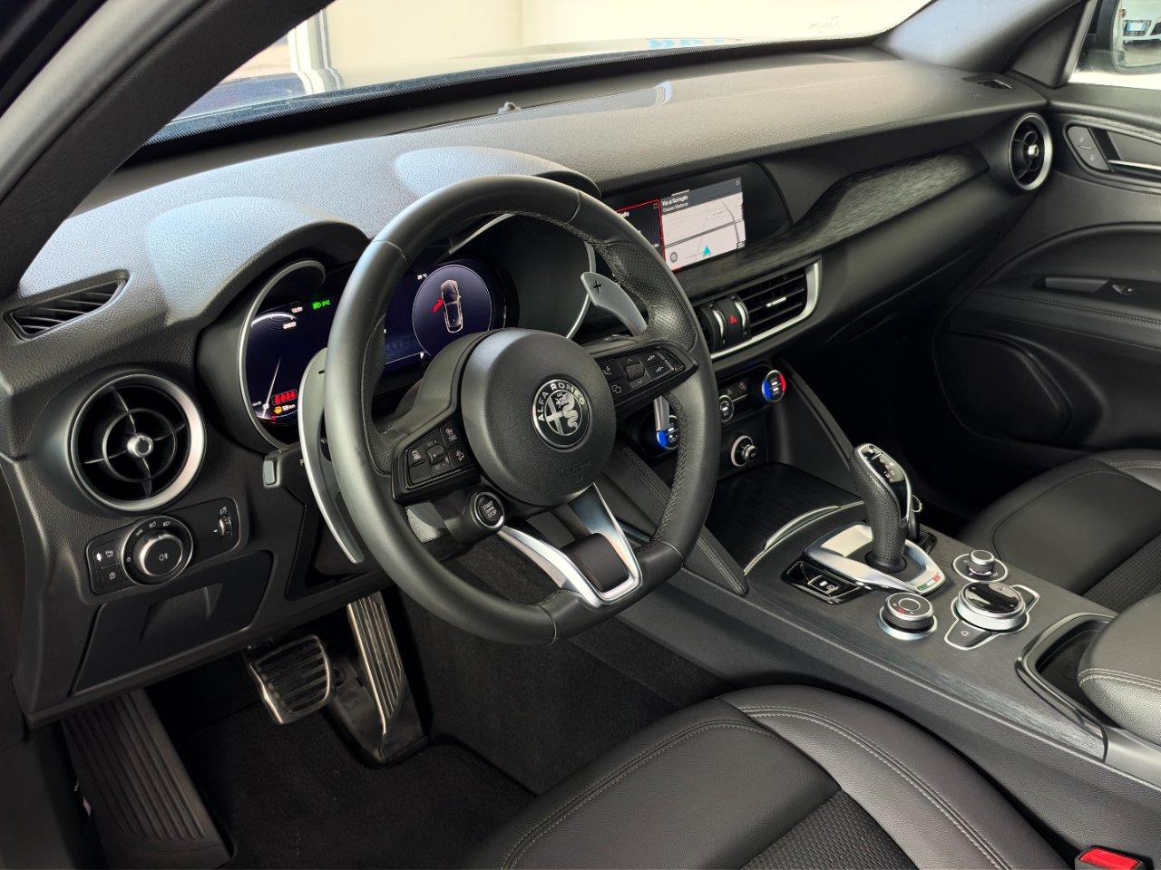 Alfa Romeo Stelvio 2.2 t Sprint Q4 210cv auto