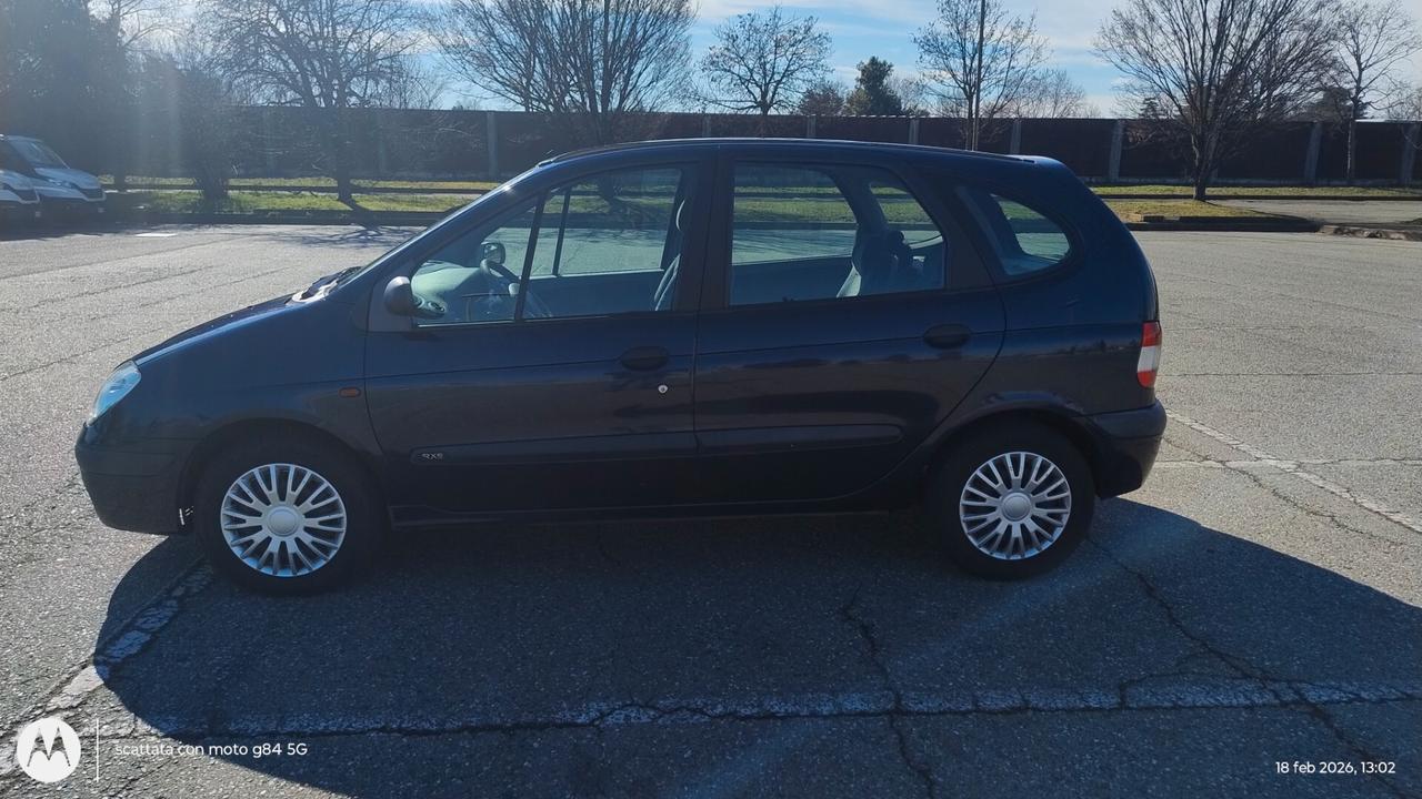 Renault Megane Scénic 1.6 16V RXE