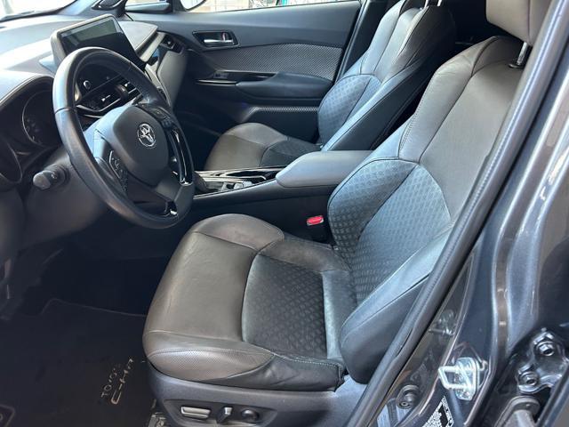 TOYOTA C-HR 1.8 Hybrid E-CVT Lounge