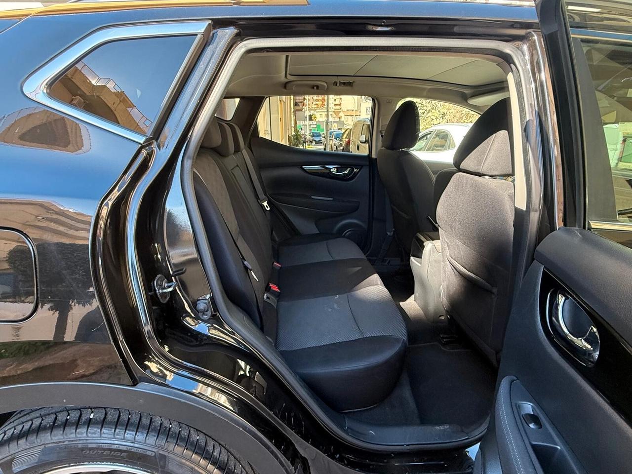 Nissan Qashqai 1.5 dCi Tekna