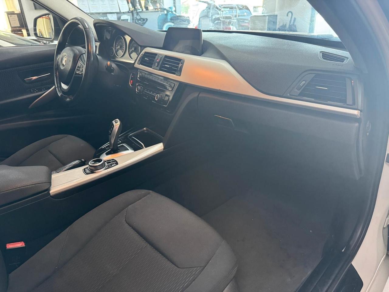 Bmw 316d Touring AUTOMATICO FULL OPTIONAL SEMPRE TAGLIANDATO