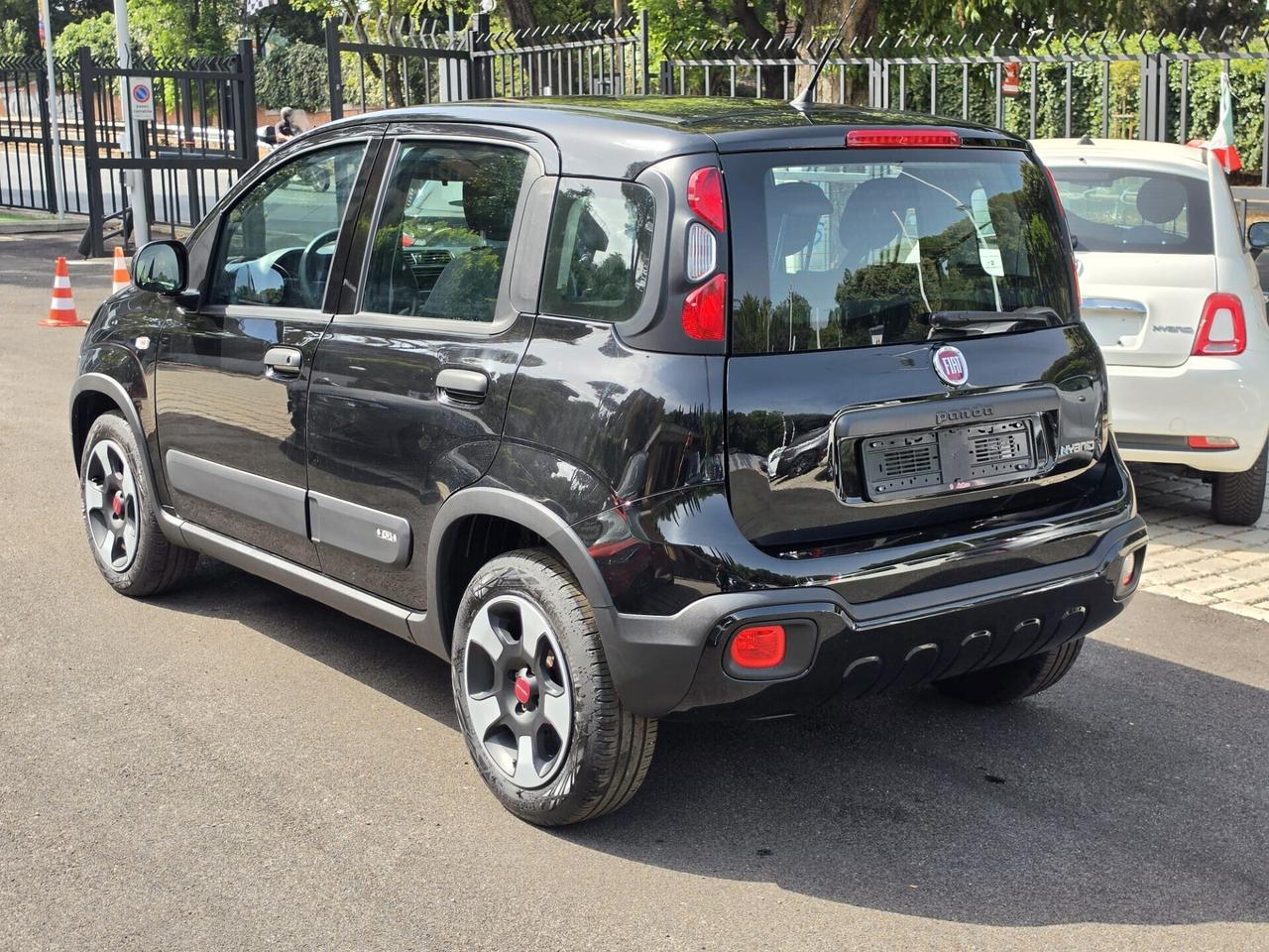 Fiat Panda 1.0 FireFly S&S Hybrid City Cross Prezzo in offerta promo con finanziamento totale