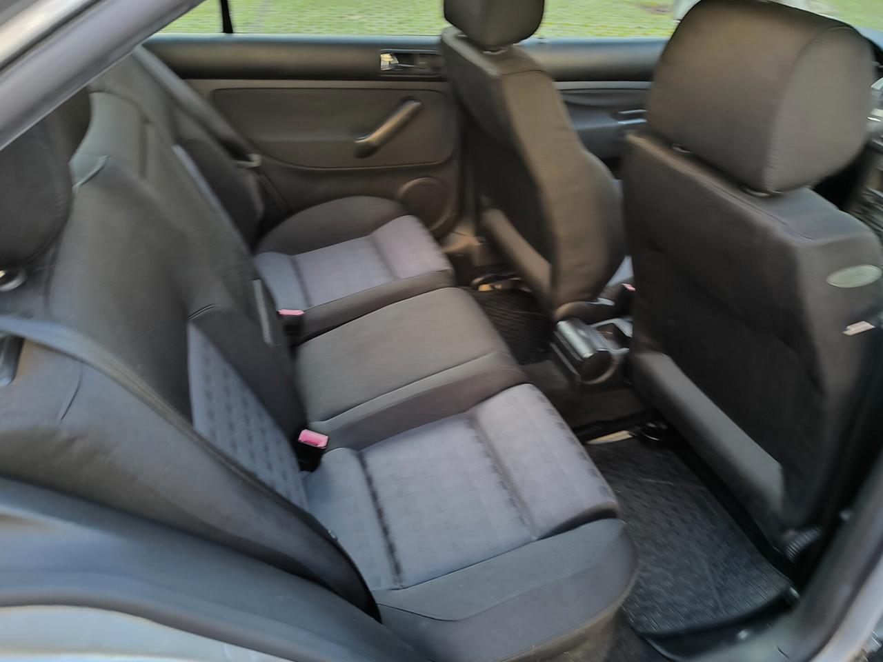 Volkswagen Bora 1.6 16V cat Trendline