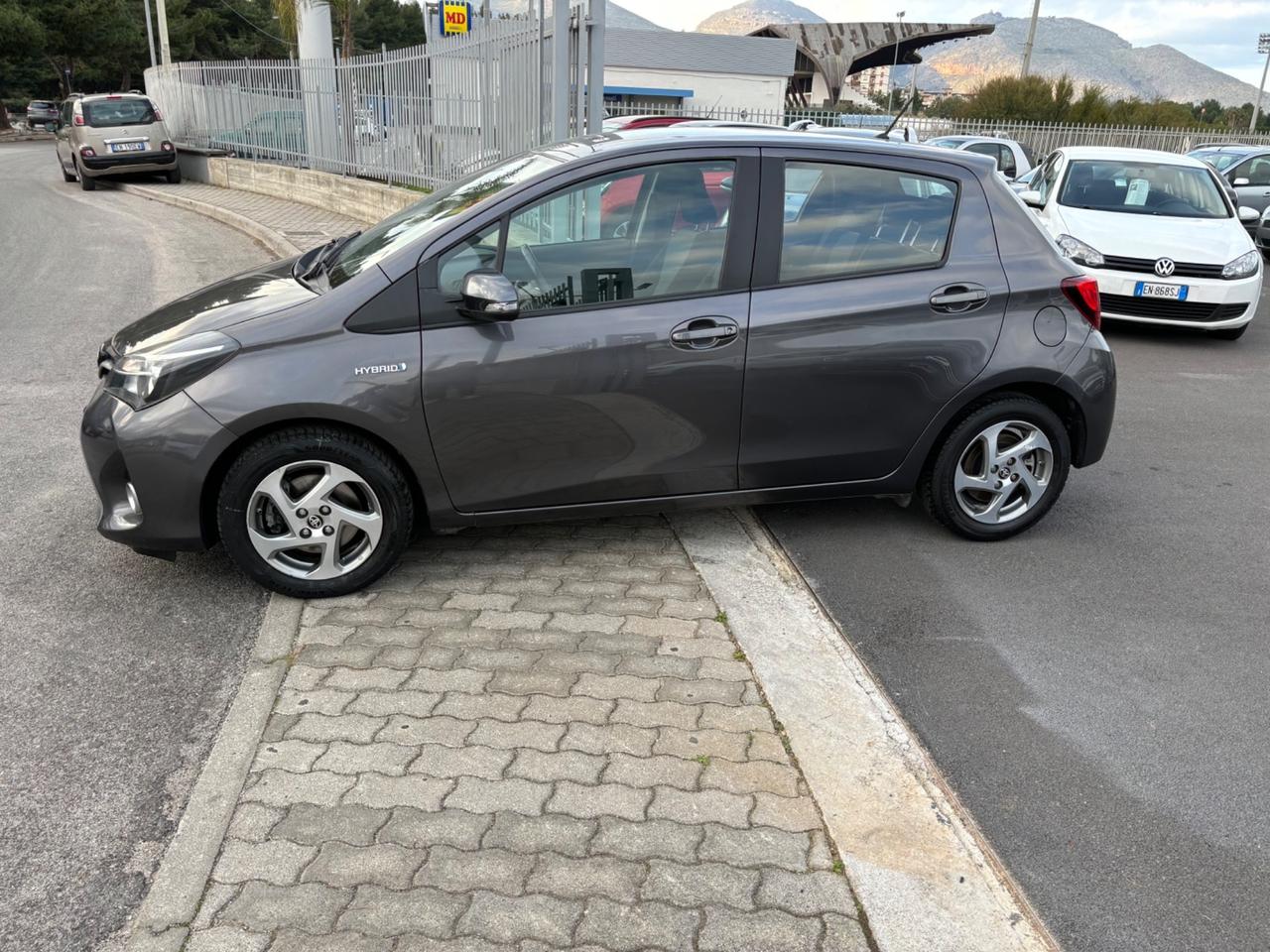 Toyota Yaris 1.5 Hybrid 5 porte Active