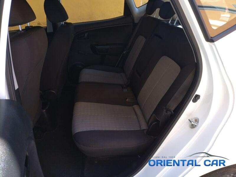 Kia Venga Venga 1.4 cvvt Active MOLTO BELLA CON SOLO 87.000 KM