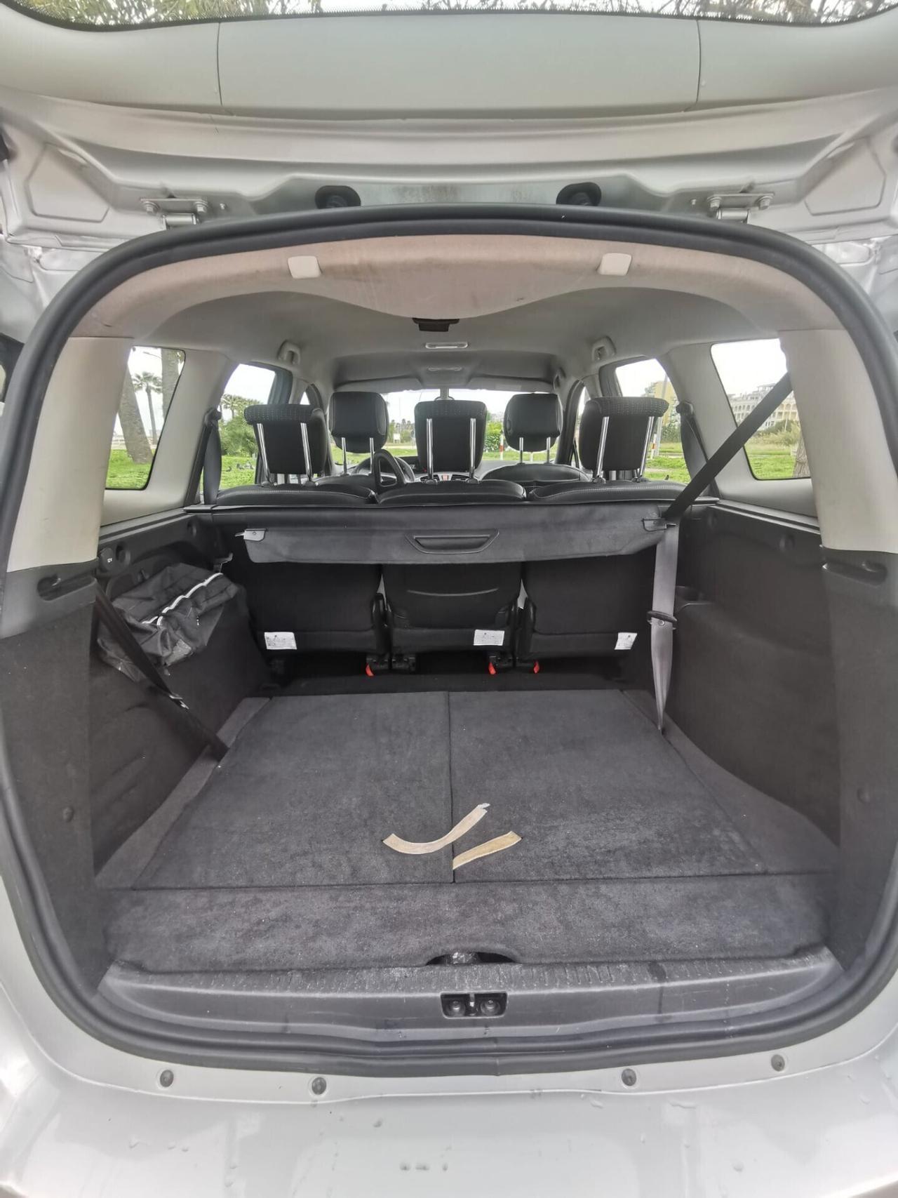 Renault Scenic Scénic 1.9 dCi 130CV Dynamique 7POSTI