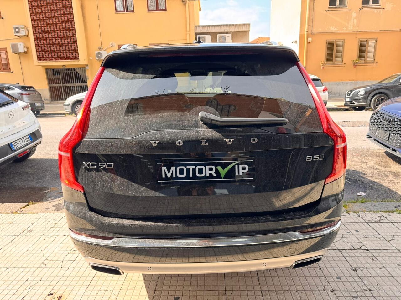 Volvo XC 90 XC90 B5 (d) AWD Geartronic 7 posti R-design DA 505€ ANTICIPO 0