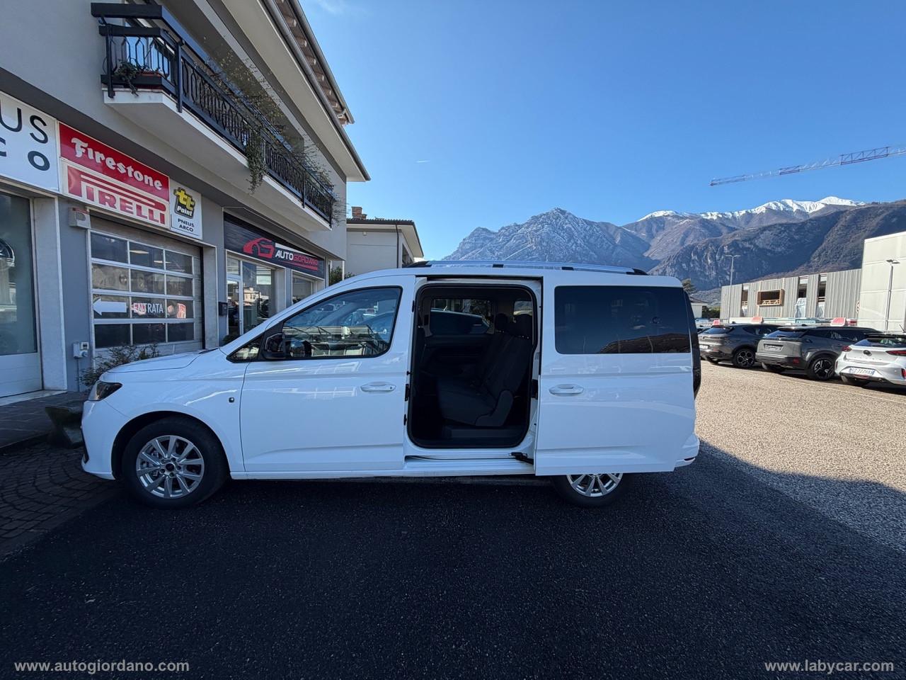 FORD Gr.Tourneo Connect 2.0 122 aut. Tit.