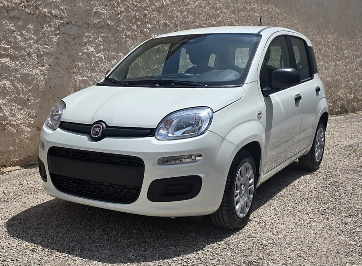 Fiat Panda 1.0 70 CV S&S Hybrid - Nuova Km Zero