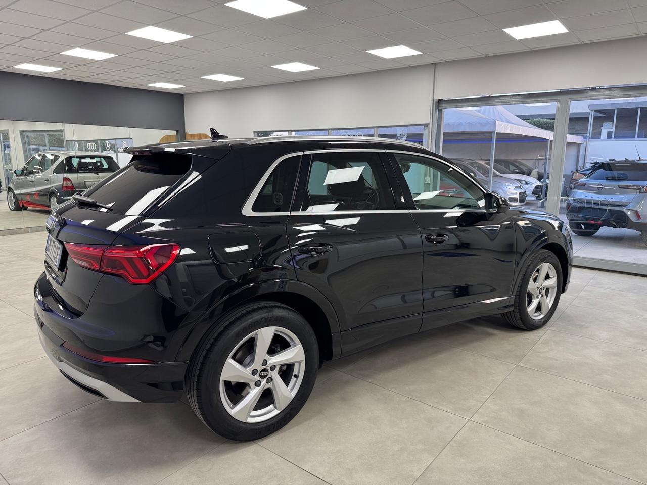 Audi Q3 35 TDI S tronic Business Advanced