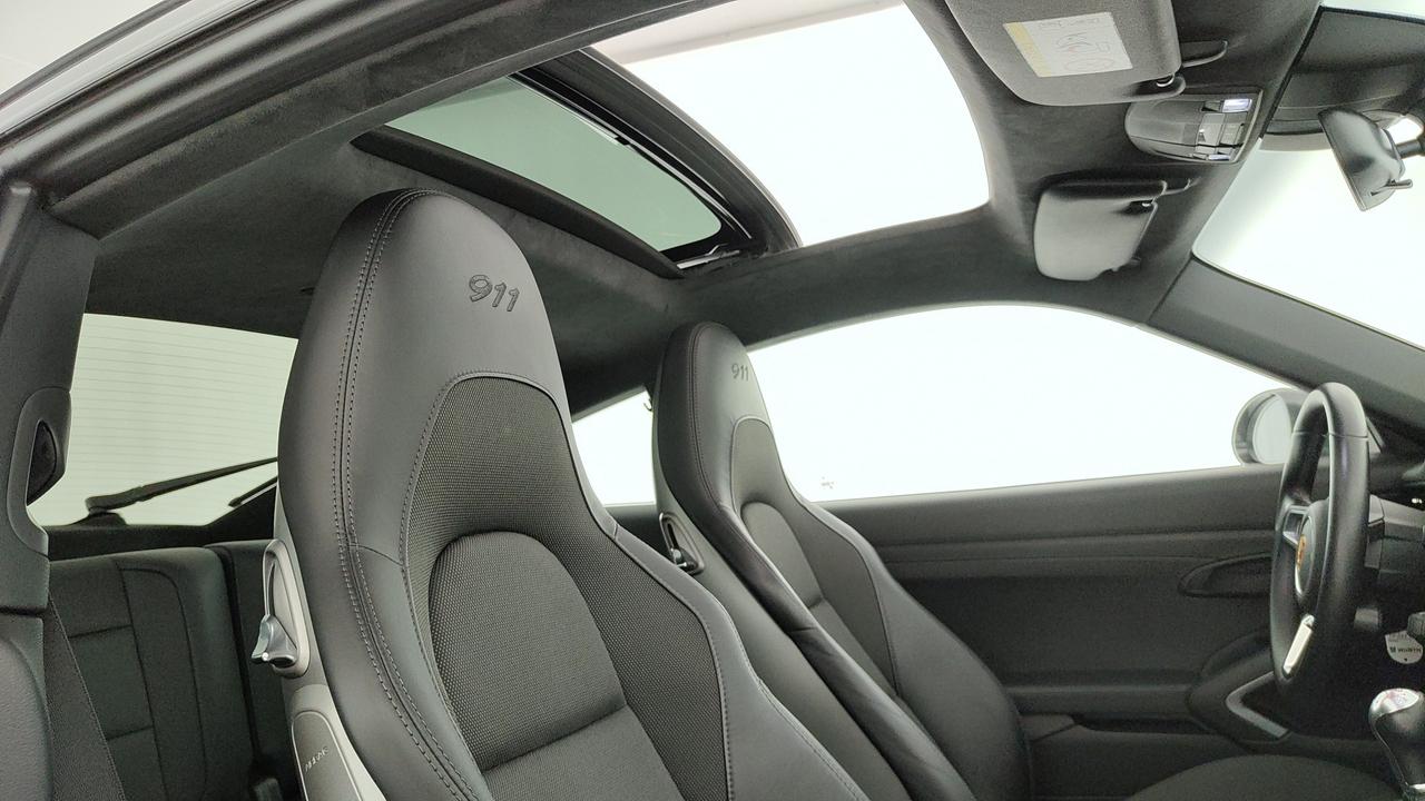 PORSCHE 911 Coupe 3.0 Carrera T