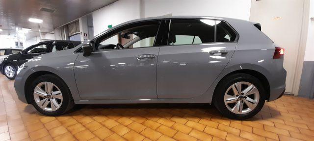 VOLKSWAGEN Golf 1.0 eTSI EVO DSG Life MHEV