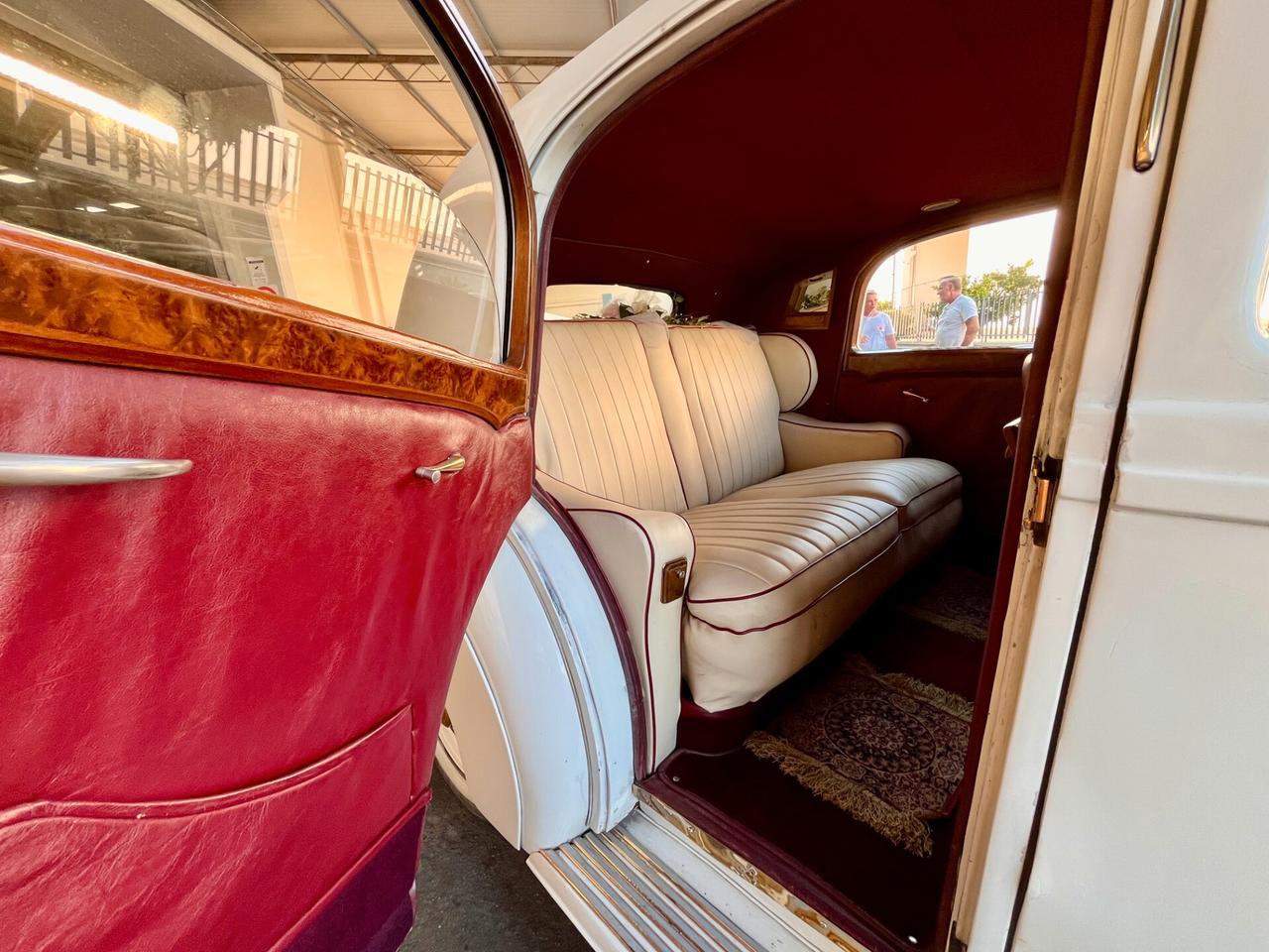 Rolls Royce Silver Wraith ROLLS-ROYCE Gold Edition