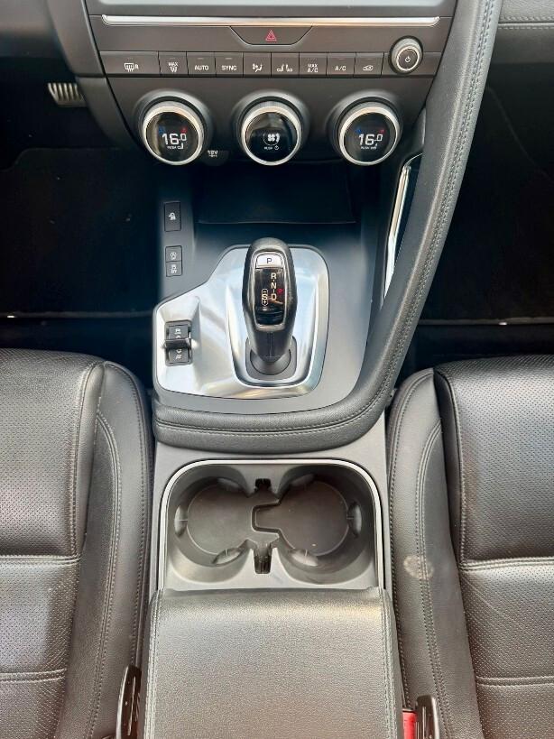 Jaguar E-Pace 2.0D 150 CV R-Dynamic S