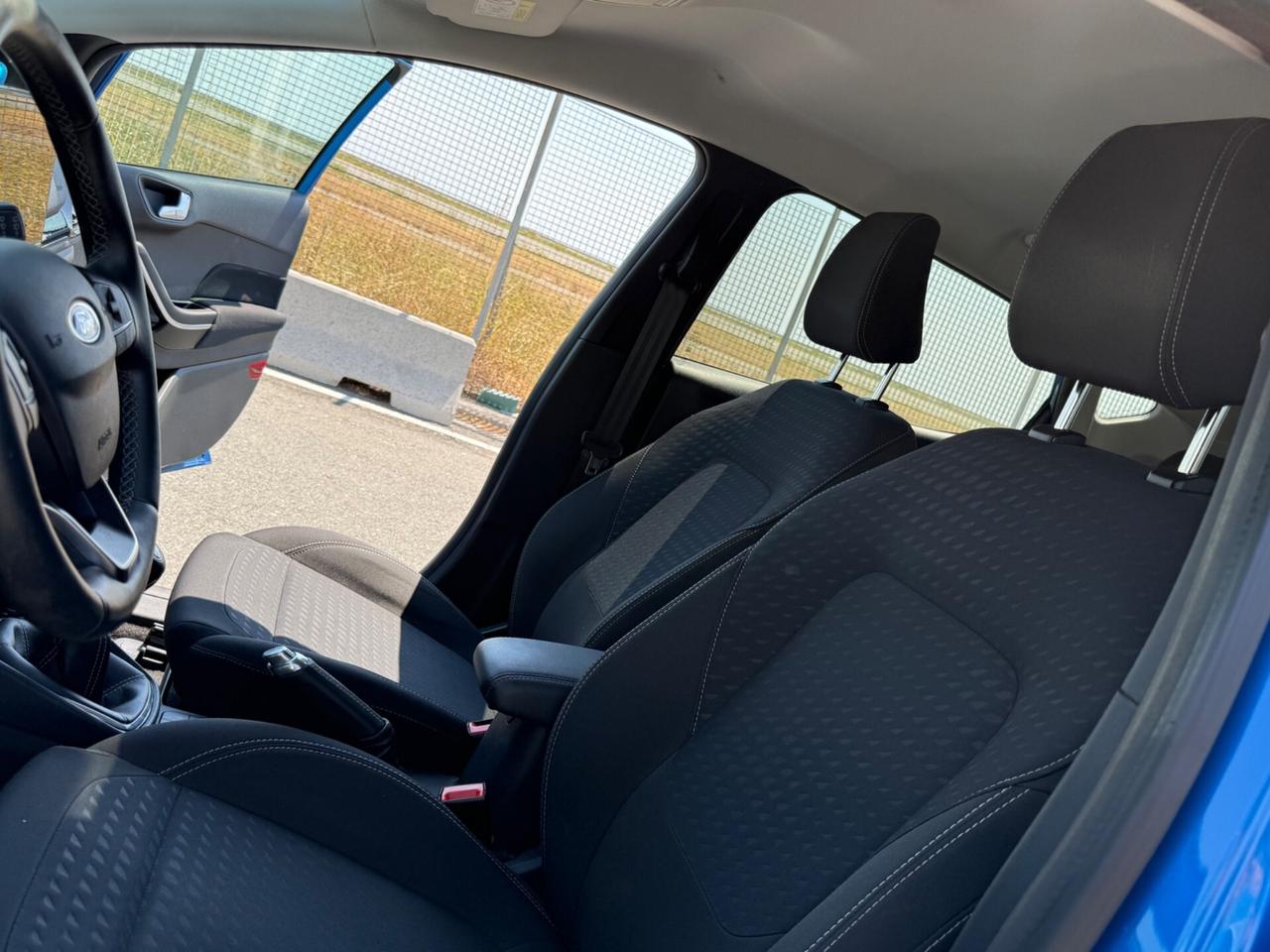 Ford Fiesta 1.0 Ecoboost 95 CV-TITANIUM-PERMUTABILE