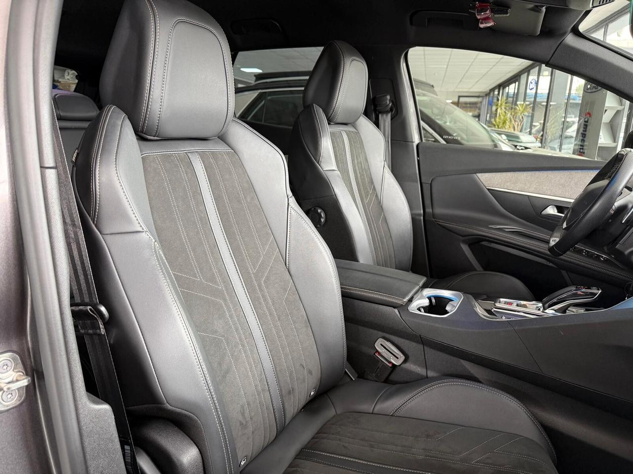 Peugeot 3008 BlueHDi 130 S&S EAT8 GT Pack