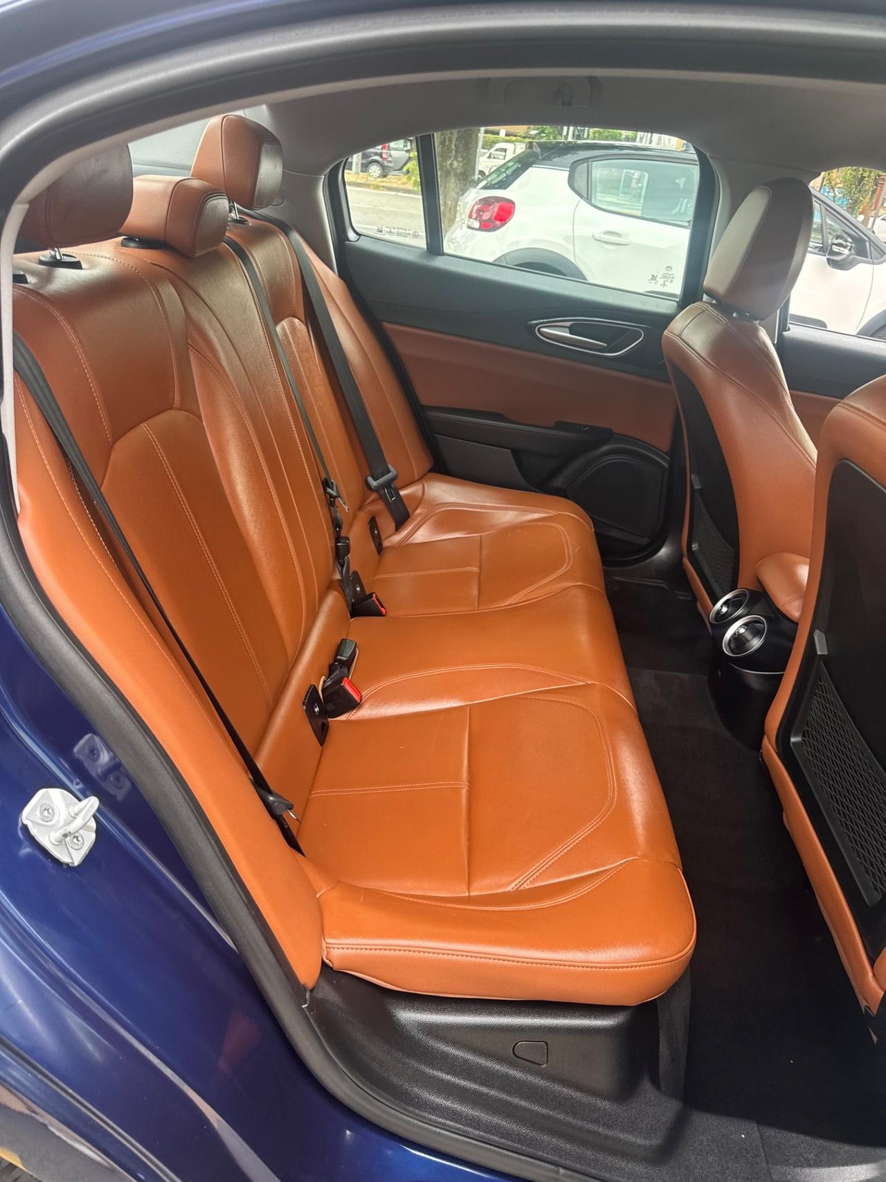 Alfa Romeo Giulia 2.2 150 CV Super Unicoproprietario