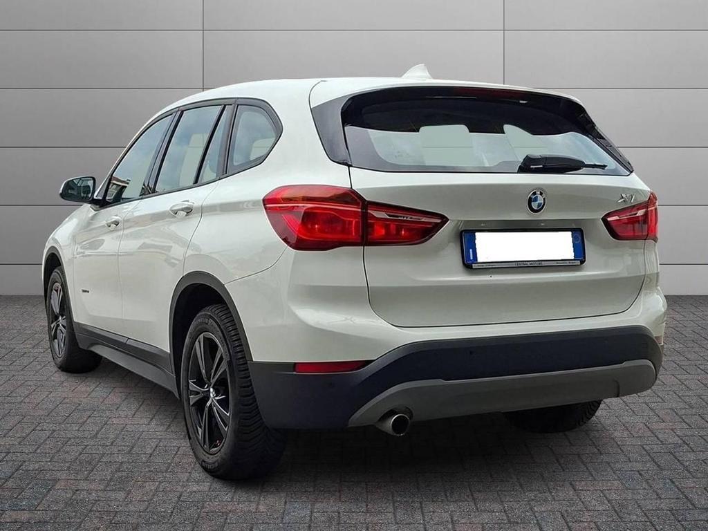 BMW X1 18 d xLine sDrive