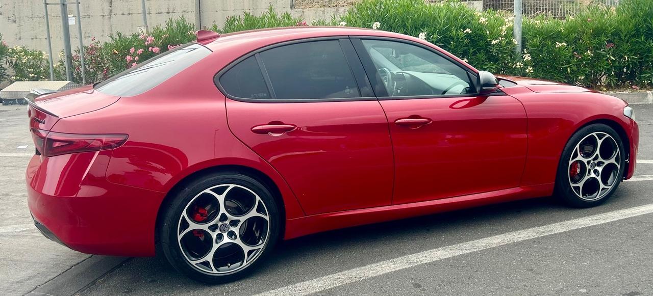 Alfa Romeo Giulia 2.2 Turbodiesel 160 CV AT8 Super q2