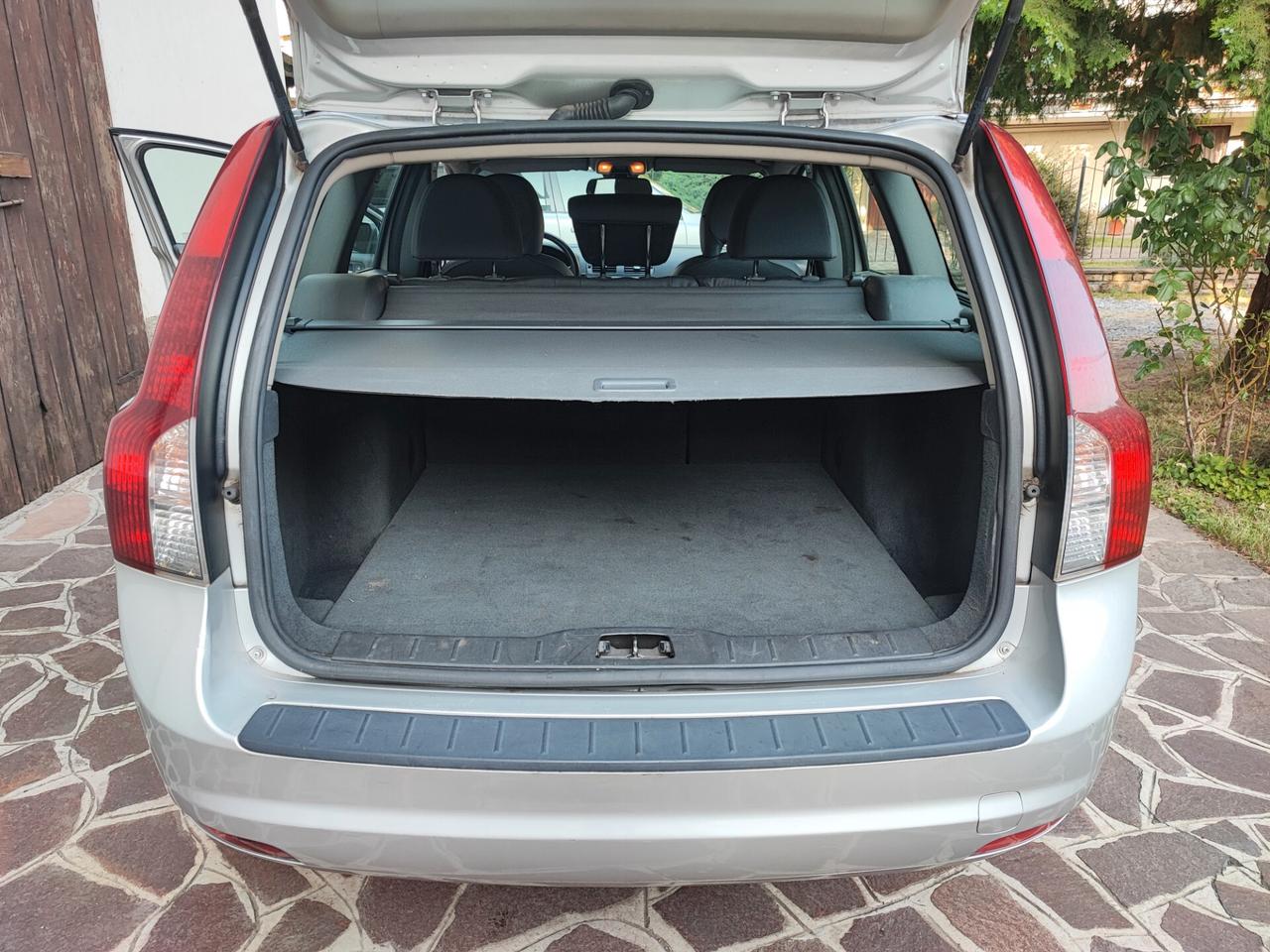Volvo V50 2.0 D cat summum automatica