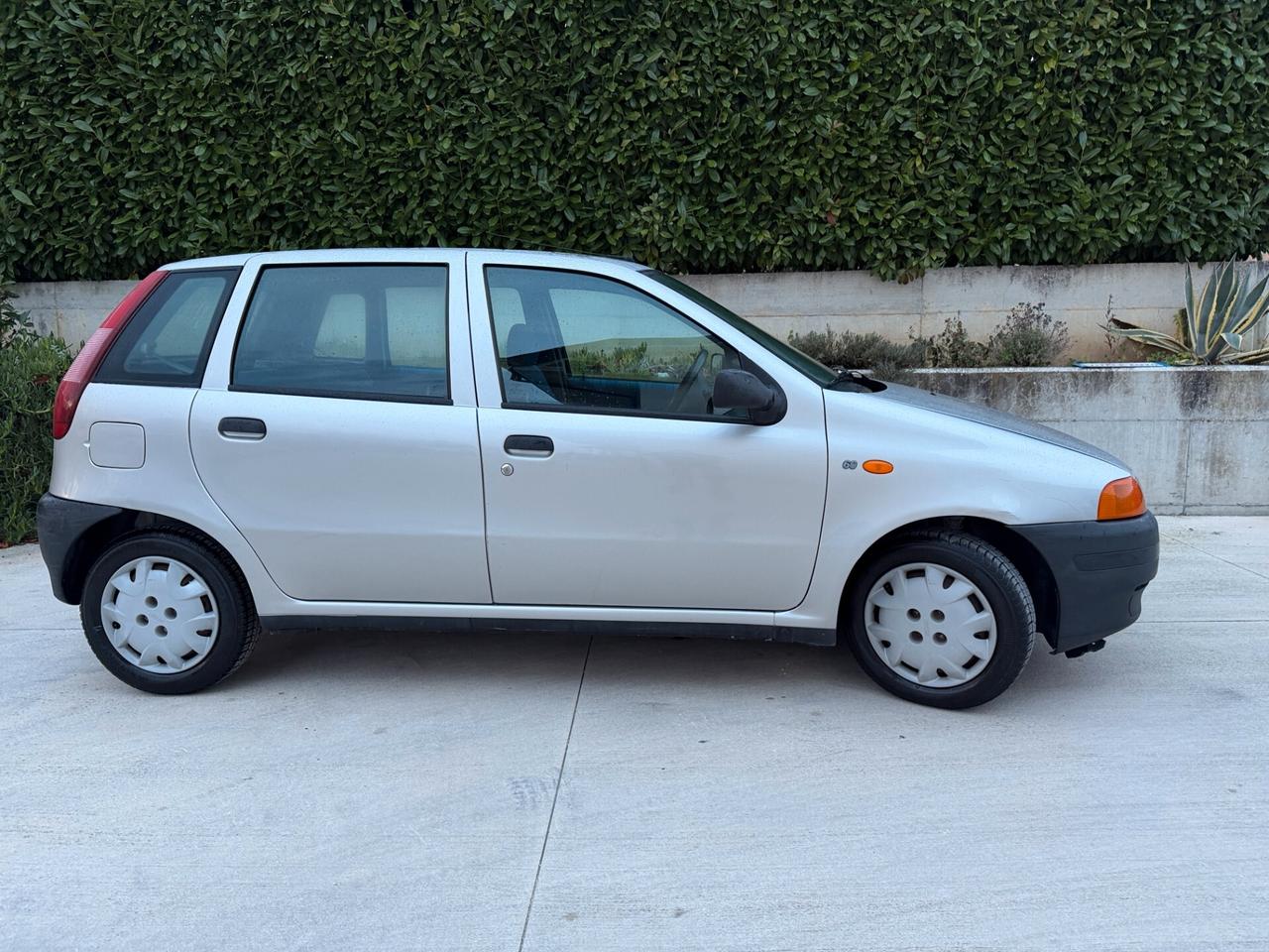 Fiat Punto 60 Cat Cambio Automatico Selecta