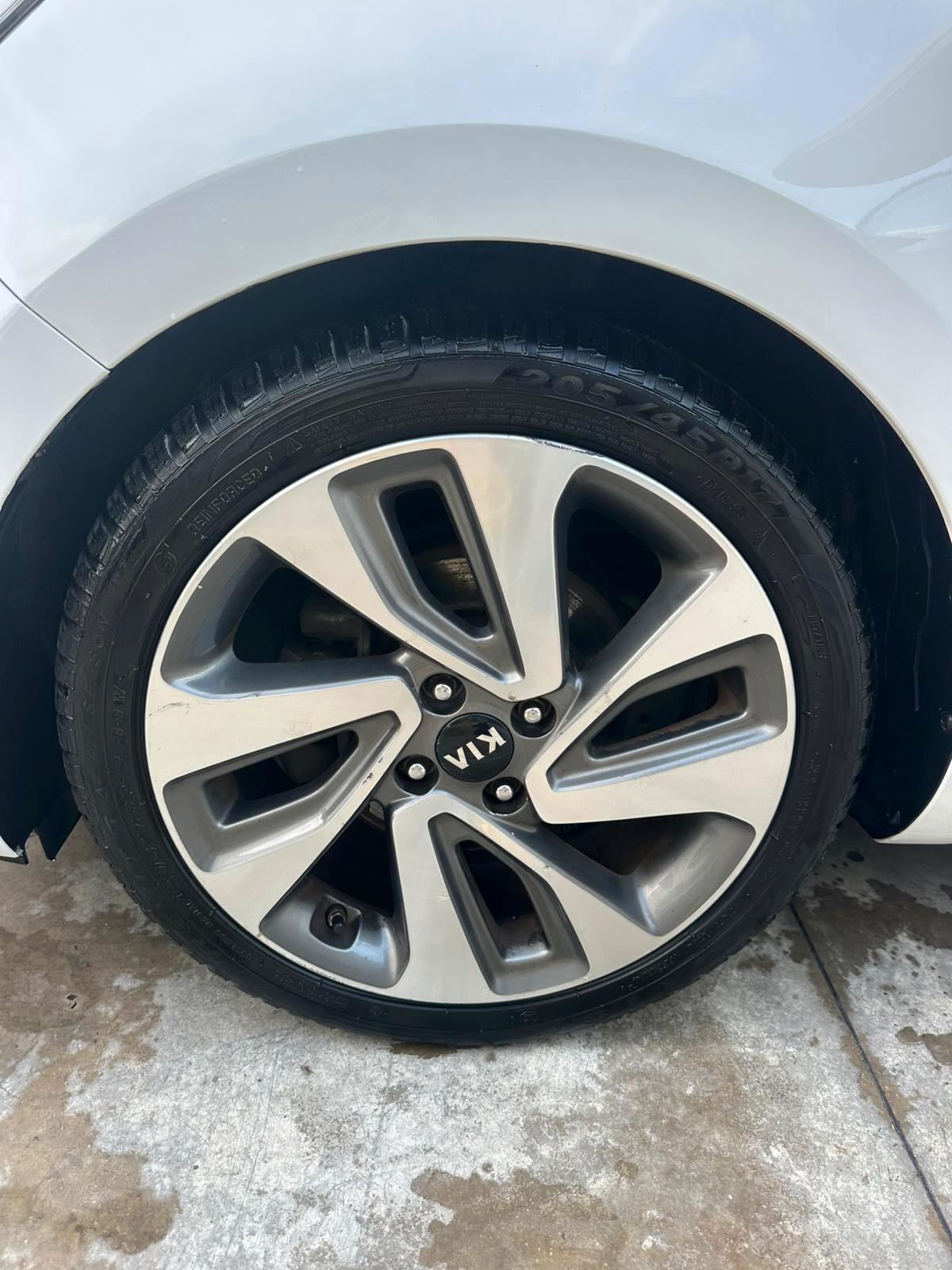 Kia Rio 1.4 CRDi 5p.S&S High Tech 12\2016