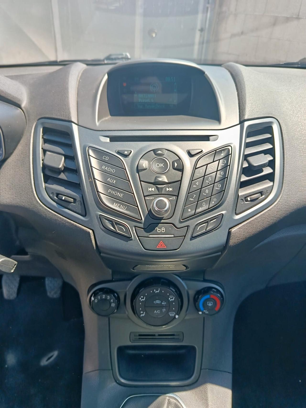 Ford Fiesta 1.4 3 porte Bz.- GPL FINO 2035