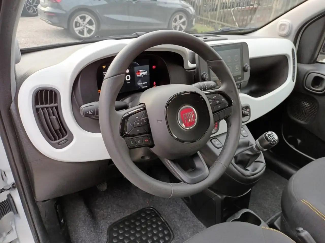 Fiat Panda 1.0 Hybrid 70cv Pandina Full optional