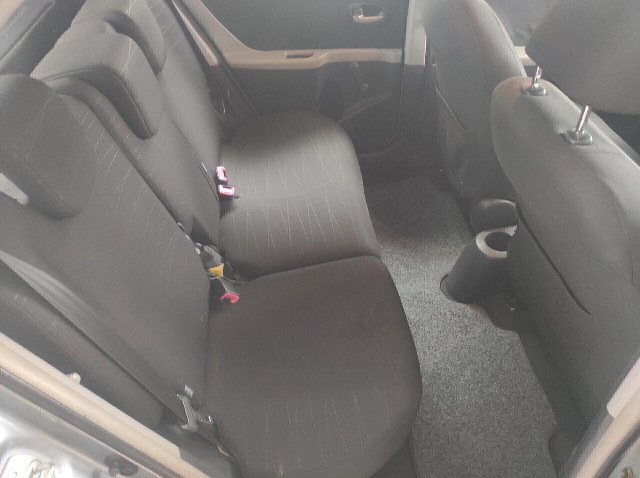 Toyota Yaris 1.0 5 porte Sol