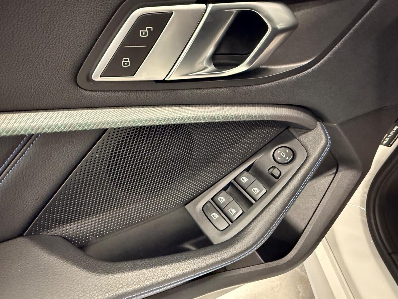 Bmw 118 118i 5p. Msport