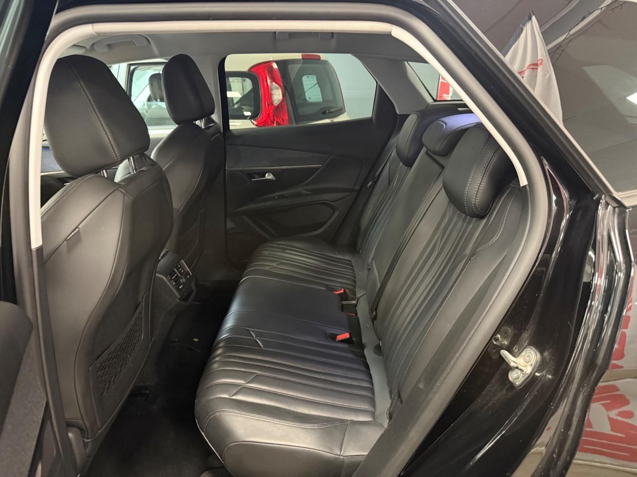 Peugeot 3008 BlueHDi 130 S&S Allure EAT8