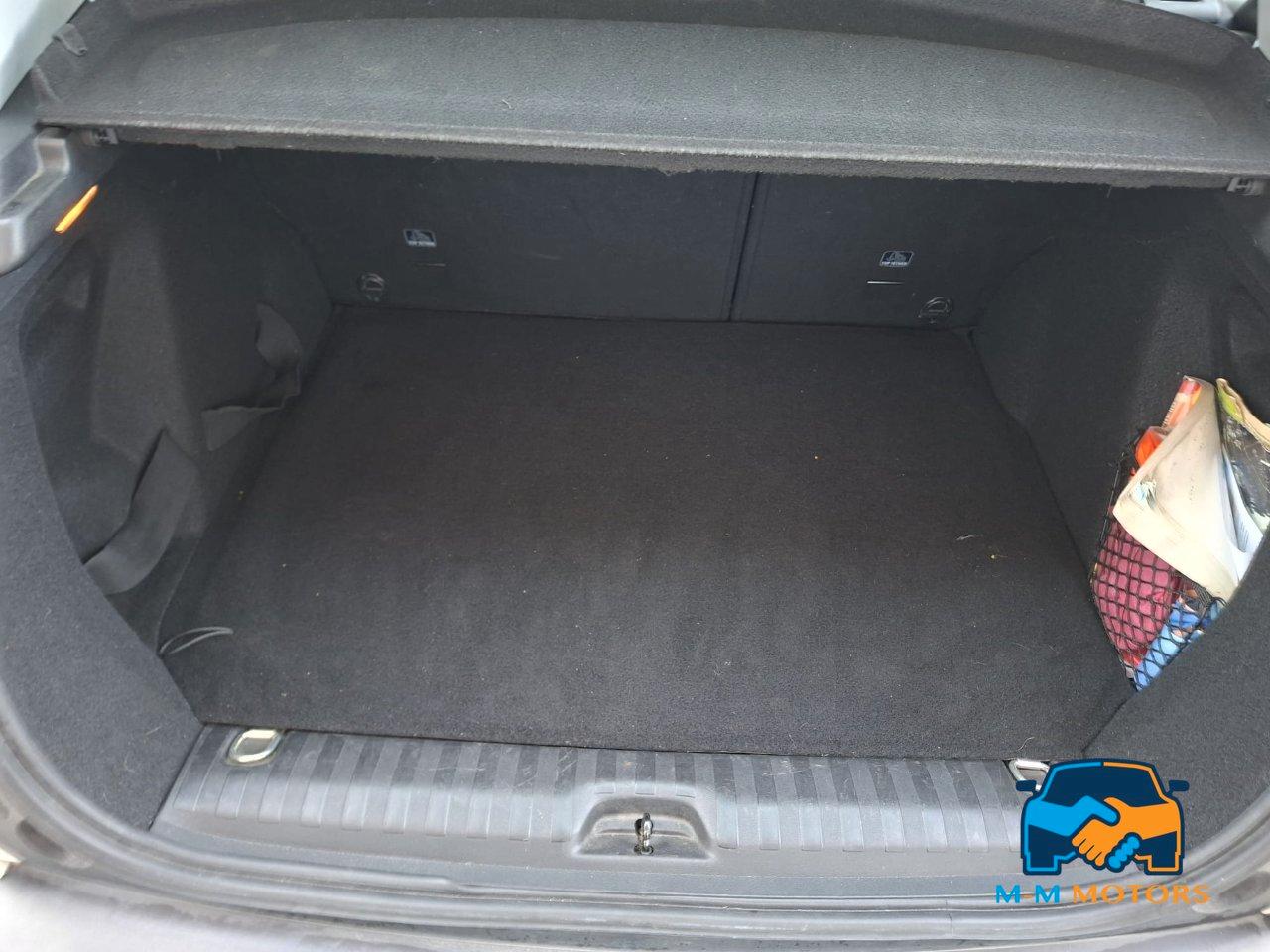 Peugeot 2008 2008 1.2 puretech 12v Style 82cv E6