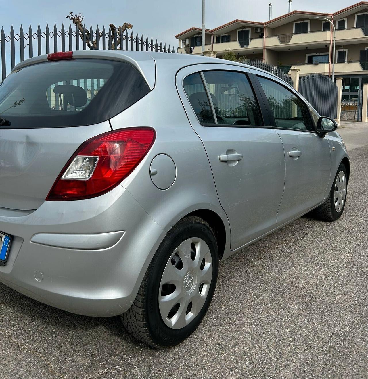 Opel Corsa 1.2 85CV 5 porte GPL-TECH ANNO 2013