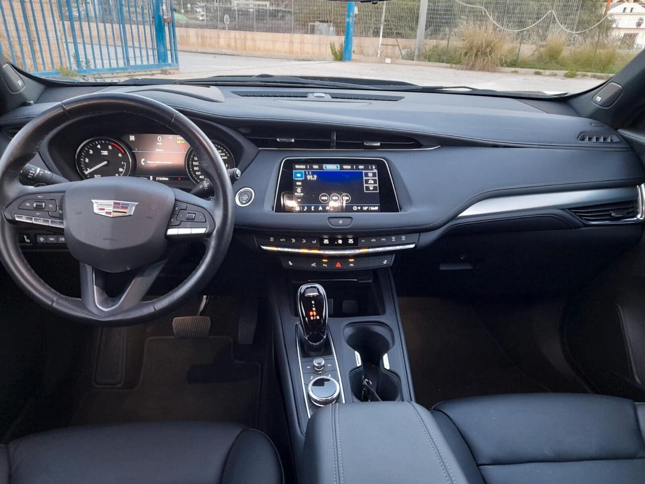 Cadillac XT4 2.0TD Premium Luxury 2022