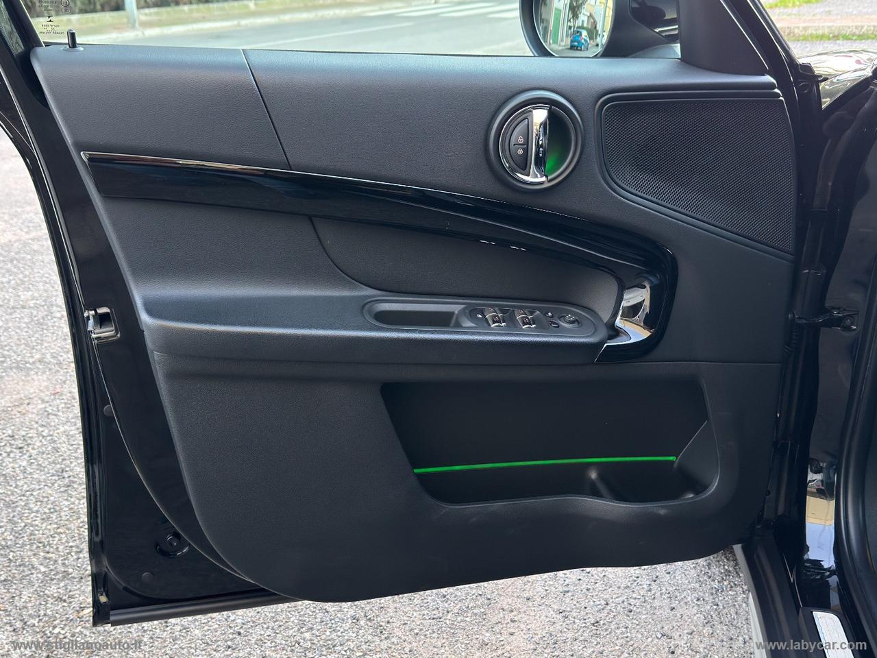 MINI Mini Cooper D Essential Countryman