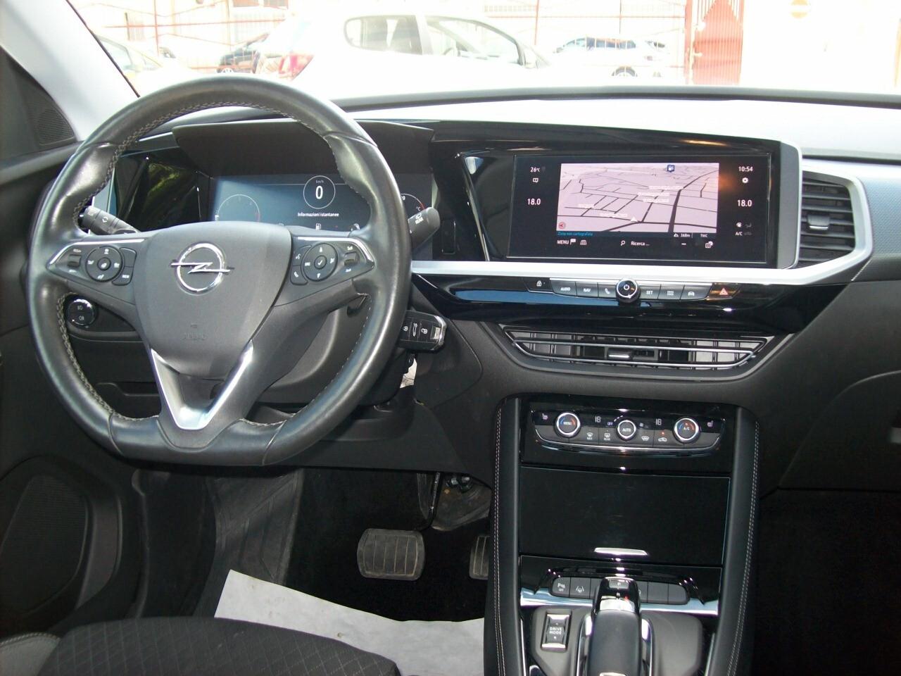 Opel Grandland 1.5 diesel Ecotec 130cv aut. Business Elegance