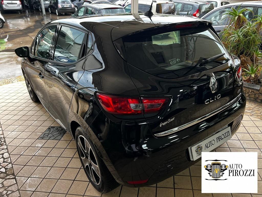 RENAULT CLIO 1.5 DCI del 2014 con 140000KM