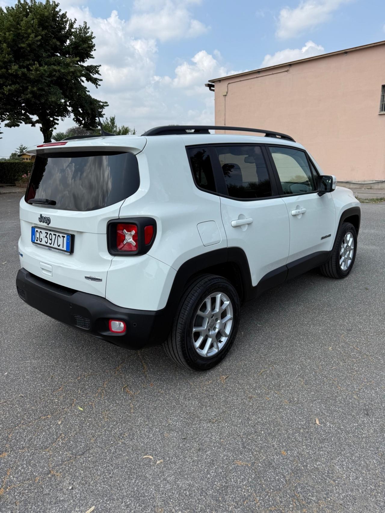 Jeep Renegade 4xe eletttica/benzina