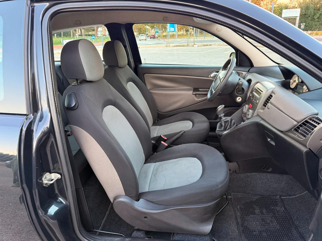 Lancia Ypsilon 12 MESI GARANZIA