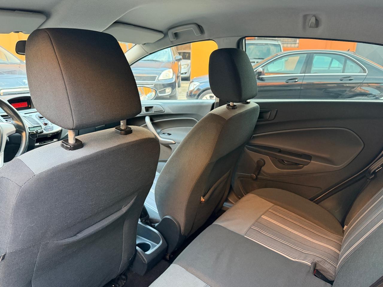 Ford Fiesta 1.4 TDCi 5p. Titanium