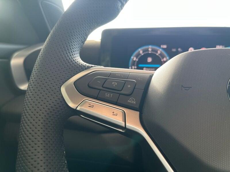 Volkswagen T-Roc T-Roc 1.5 etsi R-Line 150cv dsg