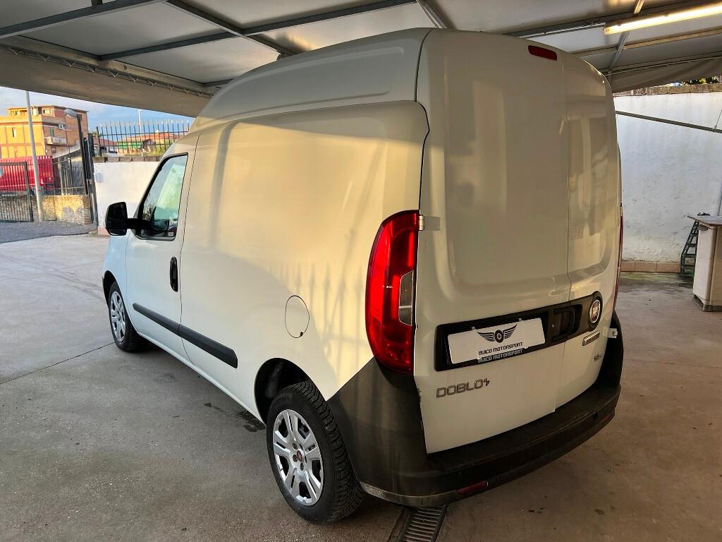 Fiat Doblo’ XL 3 Posti Tetto alto 1.6 Mtj 105CV