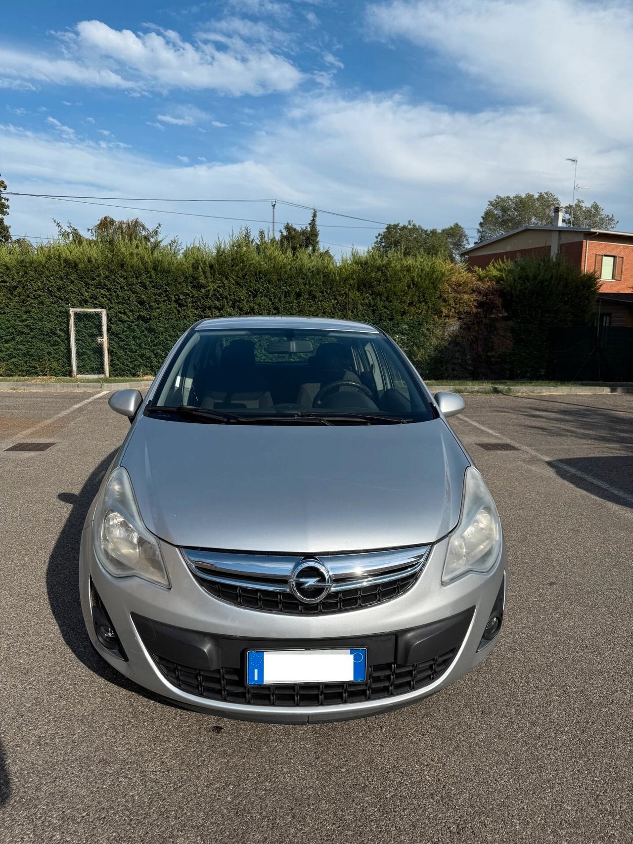 Opel Corsa 1.2 Gpl - NEOPATENTATI - 12 MESI DI GARANZIA -