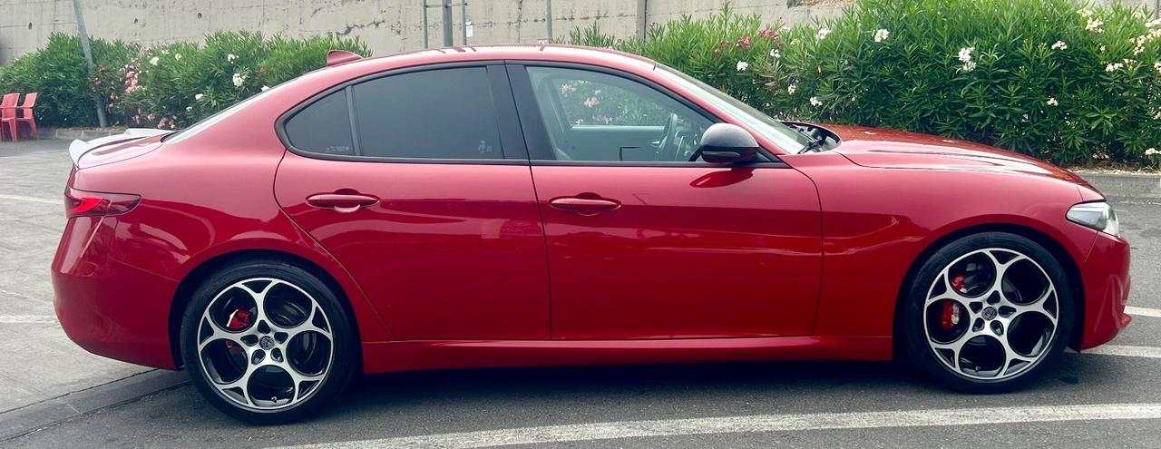 Alfa Romeo Giulia 2.2 Turbodiesel 160 CV AT8 Super q2