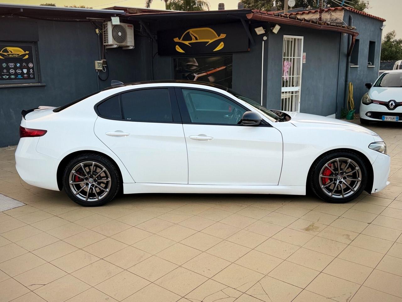 Alfa Romeo Giulia 2.0 Turbo 280 CV AT8 AWD Q4 Veloce